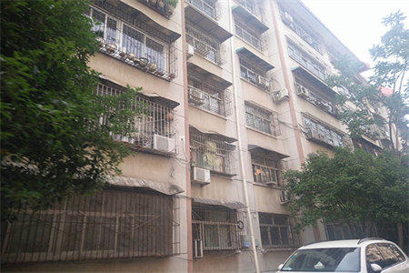 文轩华庭东原学校大三室可分期送小院